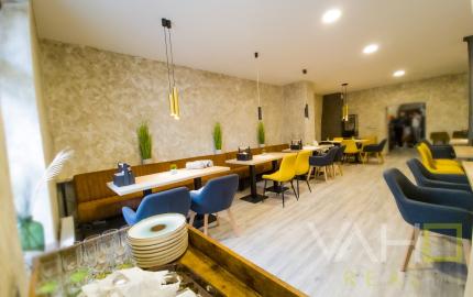 Polyfunkčný meštiansky dom na predaj – historické centrum Trnavy