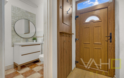 🌿 Exkluzívny 5-izbový rodinný dom v Reci – pokoj, súkromie a nadštandardné bývanie