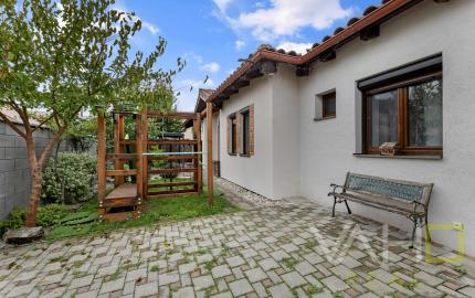 🌿 Exkluzívny 5-izbový rodinný dom v Reci – pokoj, súkromie a nadštandardné bývanie