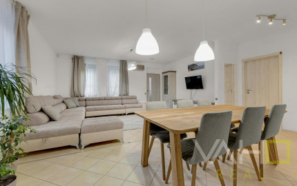 🌿 Exkluzívny 5-izbový rodinný dom v Reci – pokoj, súkromie a nadštandardné bývanie