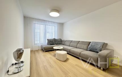 PRENÁJOM – 2-izbový štýlový byt v Rezidencii Hviezdoslavova, centrum Trnavy