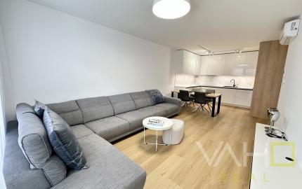 PRENÁJOM – 2-izbový štýlový byt v Rezidencii Hviezdoslavova, centrum Trnavy