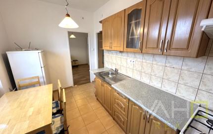 PRENAJATÉ ! PRENÁJOM 2-izbového bytu s balkónom – Ľ. Podjavorinskej, Trnava
