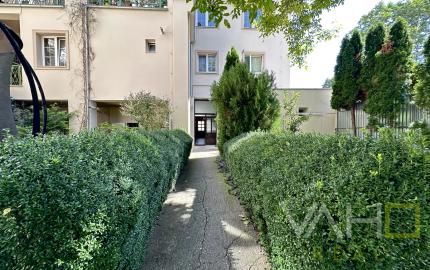 🏡 Prenájom útulného 2-izbového bytu v centre Trnavy – ul. Andreja Žarnova