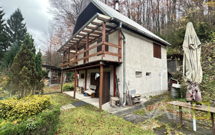 REKREAČNÁ CHATA NA PREDAJ, úžitková plocha 90m2, vlastný pozemok 600m2, celoročne obývateľná, BUKOVÁ, Sokolské chaty, TREBA VIDIEŤ!!!