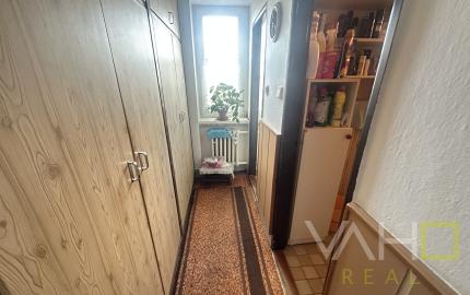 EXKLUZÍVNE!!! Na predaj 2.izb. byt , výmera až 64,54m2, pôvodný stav, PARKOVACIE MIESTO, možnosť prerobiť na 3.izb. BYT