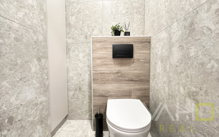 NA PREDAJ: Štýlový, kompletne zrekonštruovaný 3-izbový byt na ulici Vladimíra Clementisa – Trnava