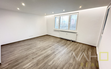 NA PREDAJ: Štýlový, kompletne zrekonštruovaný 3-izbový byt na ulici Vladimíra Clementisa – Trnava