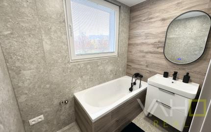 NA PREDAJ: Štýlový, kompletne zrekonštruovaný 3-izbový byt na ulici Vladimíra Clementisa – Trnava