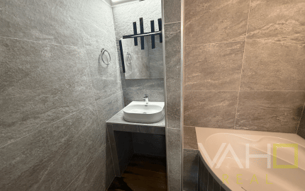 NA PRENÁJOM – krásny, kompletne zrekonštruovaný  byt v centre (Vajanského)