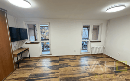 NA PRENÁJOM – krásny, kompletne zrekonštruovaný  byt v centre (Vajanského)