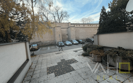 NA PRENÁJOM – krásny, kompletne zrekonštruovaný  byt v centre (Vajanského)