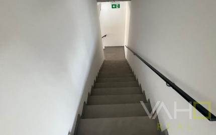 NOVÁ ADMINISTRATÍVNA BUDOVA s výborným napojením na diaľnicu, Zavarská ul. Trnava