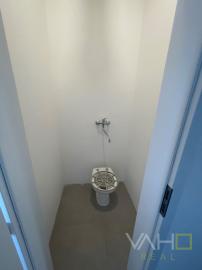 NOVÁ ADMINISTRATÍVNA BUDOVA s výborným napojením na diaľnicu, Zavarská ul. Trnava