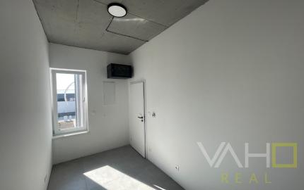 NOVÁ ADMINISTRATÍVNA BUDOVA s výborným napojením na diaľnicu, Zavarská ul. Trnava