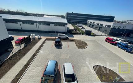 NOVÁ ADMINISTRATÍVNA BUDOVA s výborným napojením na diaľnicu, Zavarská ul. Trnava