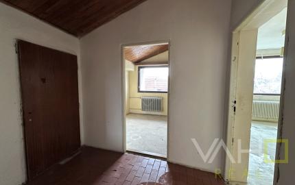 🔑 TOP PONUKA: NA PREDAJ! Obrovský Rodinný Dom so 100% Potenciálom v Seredi!