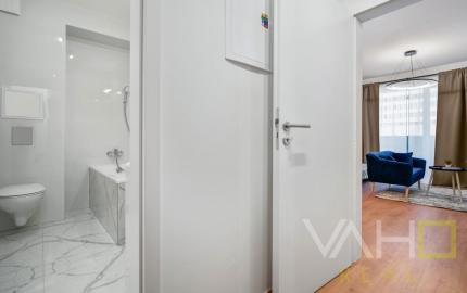 Dizajnový plne zariadený 1izb. byt s parkovaním Mikovíniho, Trnava ,PRENÁJOM!