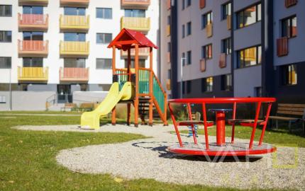 Dizajnový plne zariadený 1izb. byt s parkovaním Mikovíniho, Trnava ,PRENÁJOM!