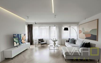 🔑 TOP PONUKA: NA PREDAJ! Obrovský Rodinný Dom so 100% Potenciálom v Seredi!