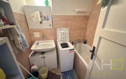 EXKLUZÍVNE!!! Na predaj 2.izb. byt, až 64,54m2, PARK. MIESTO, možnosť prerobiť na 3.izb. BYT