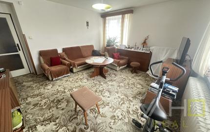 EXKLUZÍVNE!!! Na predaj 2.izb. byt, až 64,54m2, PARK. MIESTO, možnosť prerobiť na 3.izb. BYT