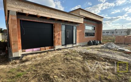 Moderná novostavba RD, pozemok 600m2, zastavaná plocha 179m2, garáž