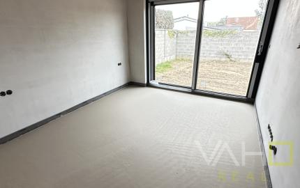 Moderná novostavba RD, pozemok 600m2, zastavaná plocha 179m2, garáž