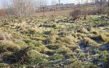 Pozemok na predaj na podnikanie - TOP lokalita.