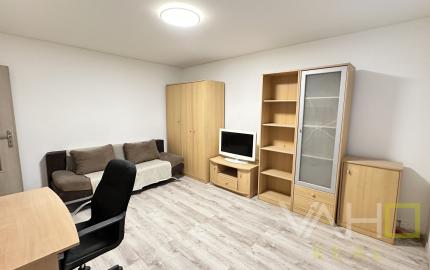 NA PREDAJ! 2-izbový byt v obľúbenej lokalite Vrbového