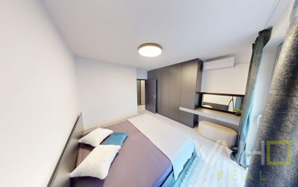 NA PREDAJ ! Luxusný 4 - izbový byt s neuveriteľnou 87m² terasou!