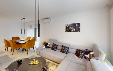 NA PREDAJ ! Luxusný 4 - izbový byt s neuveriteľnou 87m² terasou!