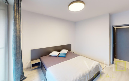 NA PREDAJ ! Luxusný 4 - izbový byt s neuveriteľnou 87m² terasou!