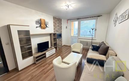 PREDAJ 3izb.byt s loggiou v Hlohovci