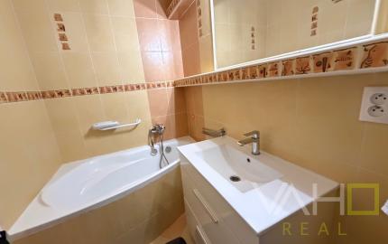 PREDAJ 3izb.byt s loggiou v Hlohovci