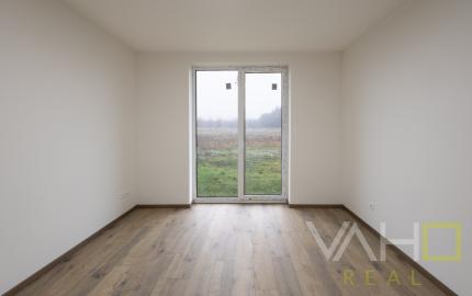 REZERVOVANÉ! Moderný 4-izbový bungalov v novej rezidenčnej štvrti – Nové Zámky