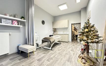 PREDAJ Luxusný obchodný priestor  – Bratislava Ružinov