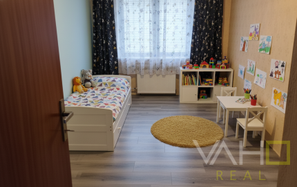 Samostatne stojaci 4i. RD, pozemok 683m2, časť Tulipán, Trnava