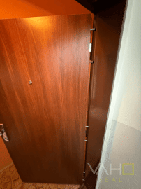 3-IZBOVÝ BYT S LOGGIOU  ŠPAČINSKÁ CESTA  64 m²  TRNAVA