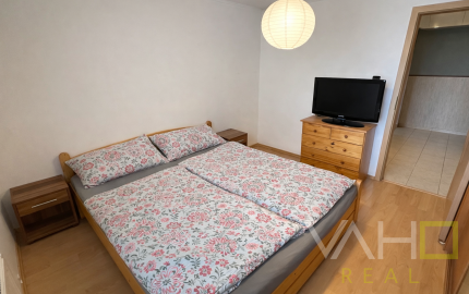 NA PREDAJ! 2-izbový byt, hotová investícia s nájomníkmi, Koniarekova