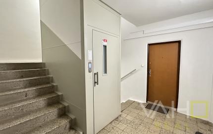 NA PREDAJ! 2-izbový byt, hotová investícia s nájomníkmi, Koniarekova