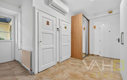 STAROMESTSKÝ 3-IZBOVÝ BYT 90 m² PRI MEDICKEJ ZÁHRADE – BALKÓN DO VNÚTROBLOKU