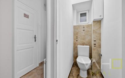 STAROMESTSKÝ 3-IZBOVÝ BYT 90 m² PRI MEDICKEJ ZÁHRADE – BALKÓN DO VNÚTROBLOKU