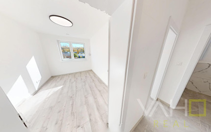 Rezervované!!! VAHOreal* NOVÁ CENA!! KRÁSNA ŠTVRŤ NOVÝCH RD, 5izb. dom, garáž, Kamenná cesta, Trnava
