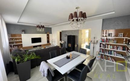 LUXUSNÝ 2 izb. byt s výmerou 4 izb. bytu, výmera aż 84m2, terasa, centrum mesta, Zelený Kríček, Trnava