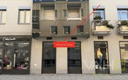 OBCHODNÉ PRIESTORI PRIAMO V CENTRE, výmera 106 m2,Hviezdoslavova, Trnava