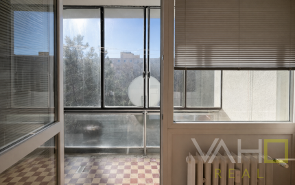 TOP LOKALITA - 3-izbový byt s loggiou a balkónom v Ružinove