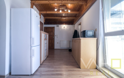 5-izbový tehlový byt s terasou v centre mesta Kapitulská ul., Trnava