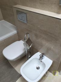 Veľmi pekný, štýlovo zariadený 2izb. byt na 3NP. v centre Trnavy - PRENÁJOM