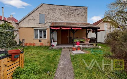 PRIESTRANNÝ 5-IZBOVÝ DOM NA VEĽKOM POZEMKU (1 142 m²) S OBROVSKÝM POTENCIÁLOM | Križovany nad Dudváhom